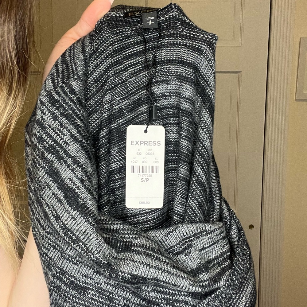 Express sweater - Picture 4 of 4